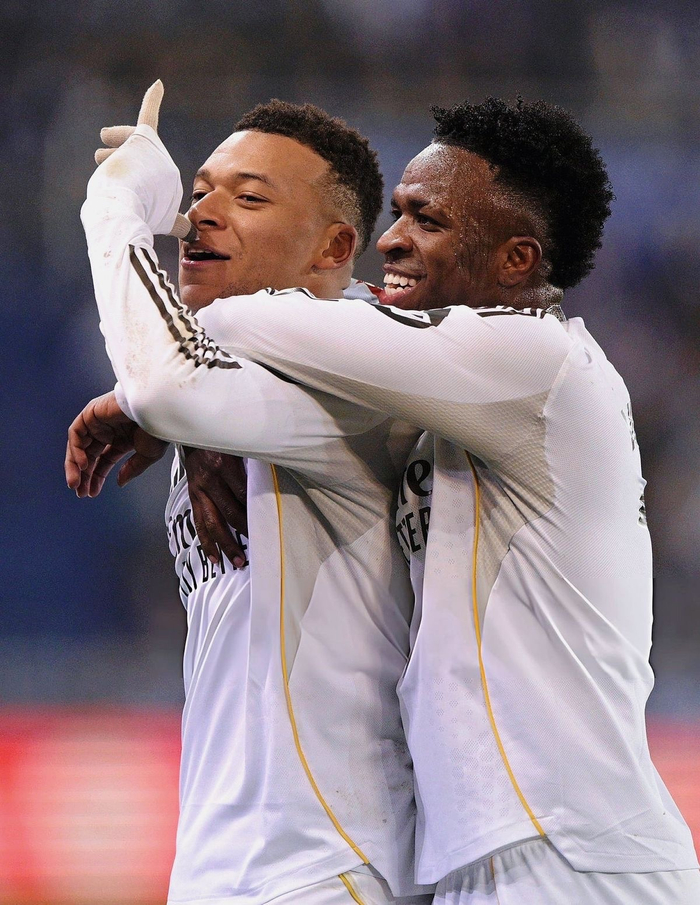 皇马主席力挺威尼修斯：续约在即，未来规划需